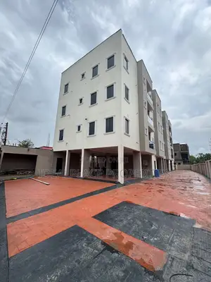2bdrm Apartment in Sabo / Yaba for sale