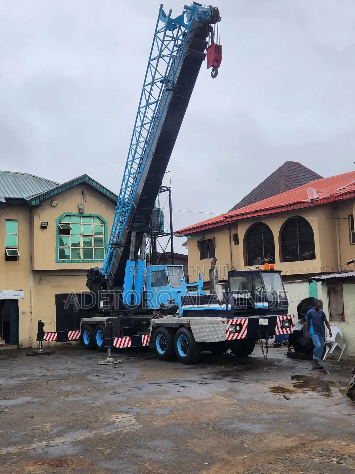 50tons Crane