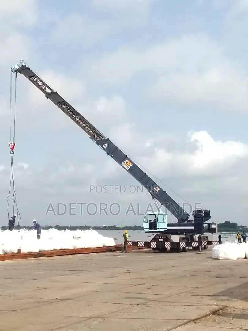 50tons Crane