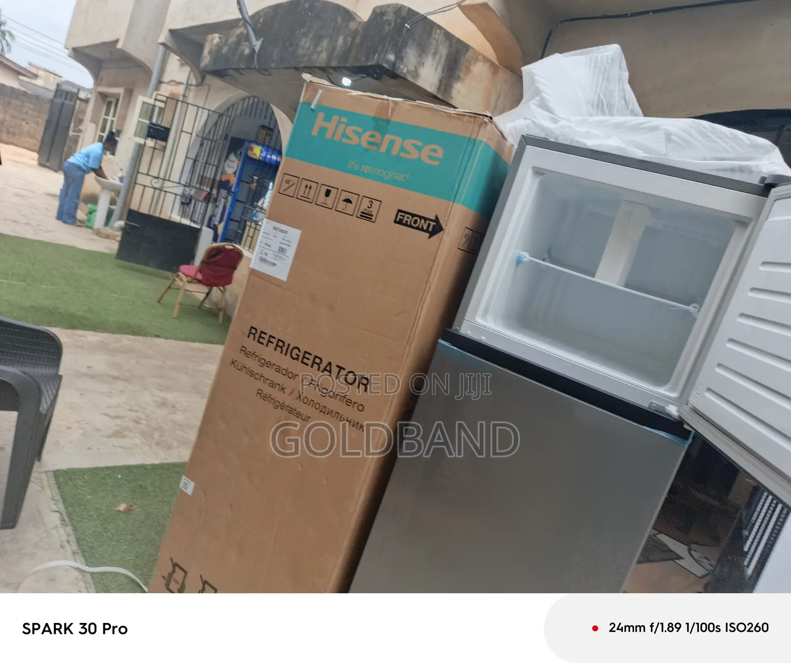 Hisense 306DR Refrigerator – Efficient Cooling, Less Energy