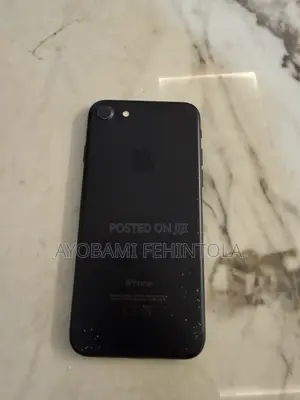 Apple iPhone 7 32 GB Black