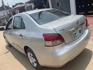 Toyota Yaris 2008 Silver