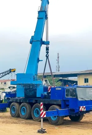 Motor Crane