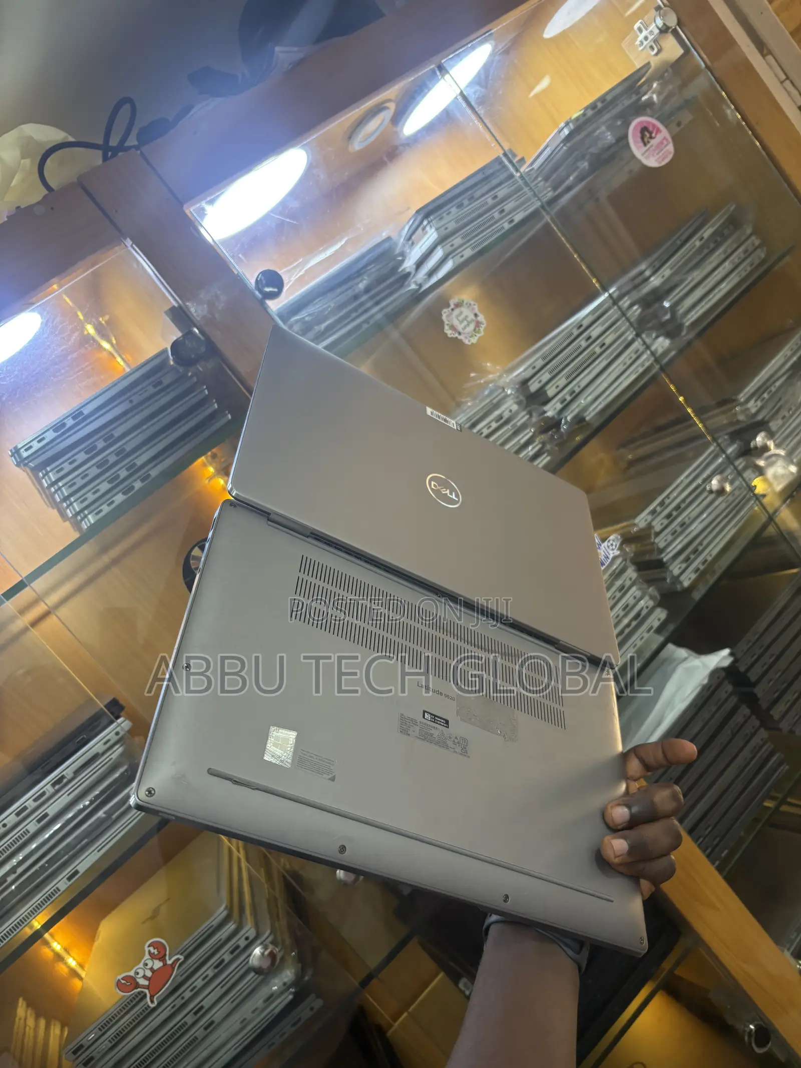 Laptop Dell Latitude 9520 16GB Intel Core i7 SSD 256GB