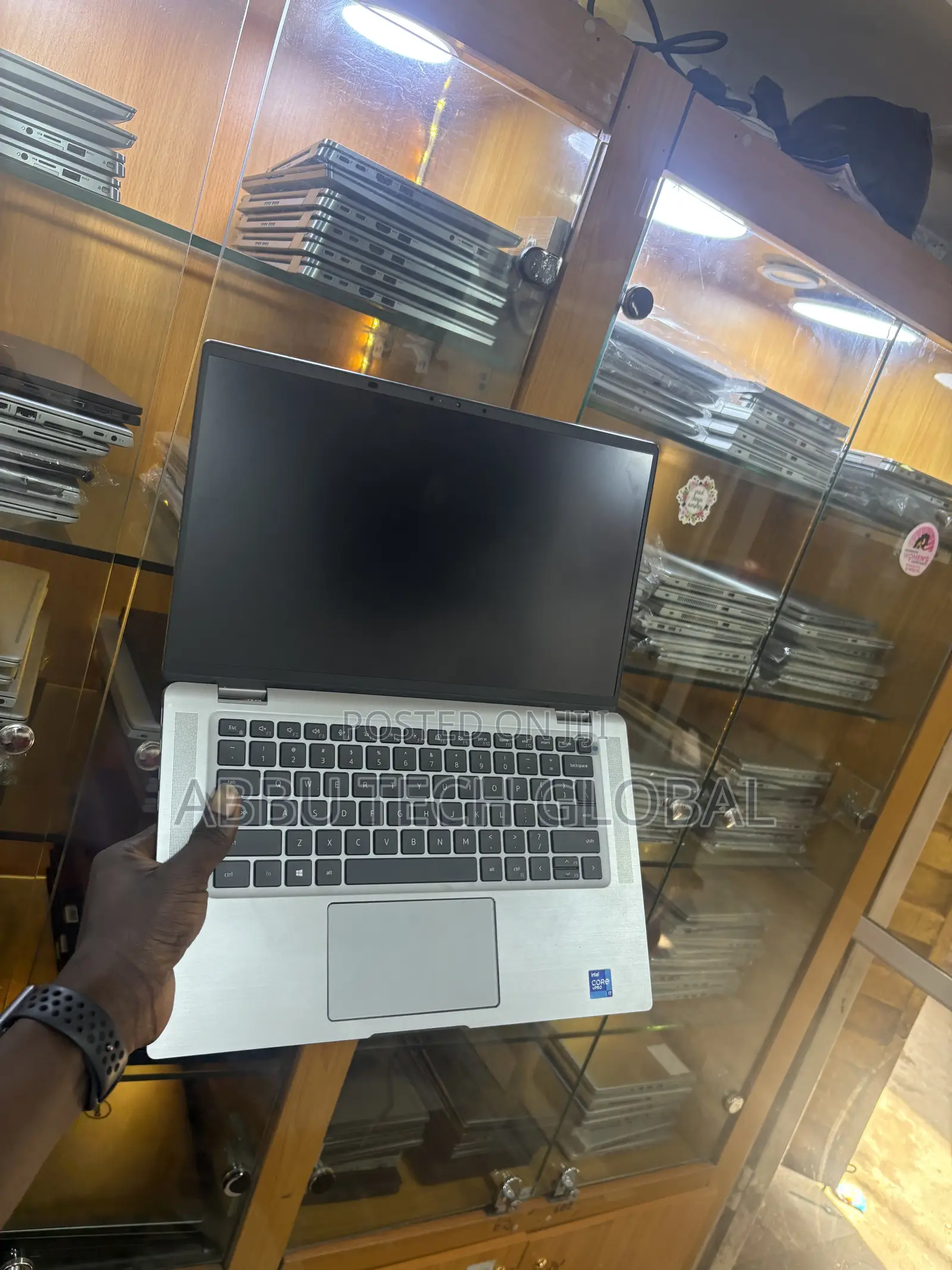 Laptop Dell Latitude 9520 16GB Intel Core i7 SSD 256GB
