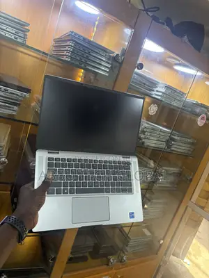 Laptop Dell Latitude 9520 16GB Intel Core i7 SSD 256GB