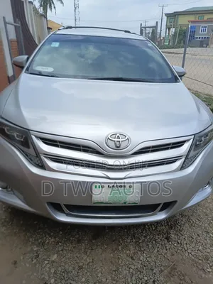 Toyota Venza V6 2010 Silver