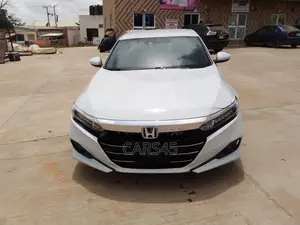 Honda Accord 2022 White