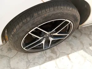 Mercedes-Benz GLE-Class 2019 White