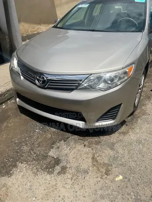 Toyota Camry 2013 Gold