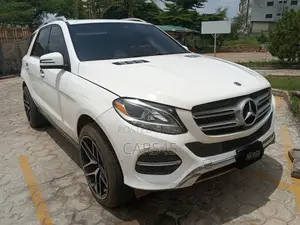 Mercedes-Benz GLE-Class 2019 White