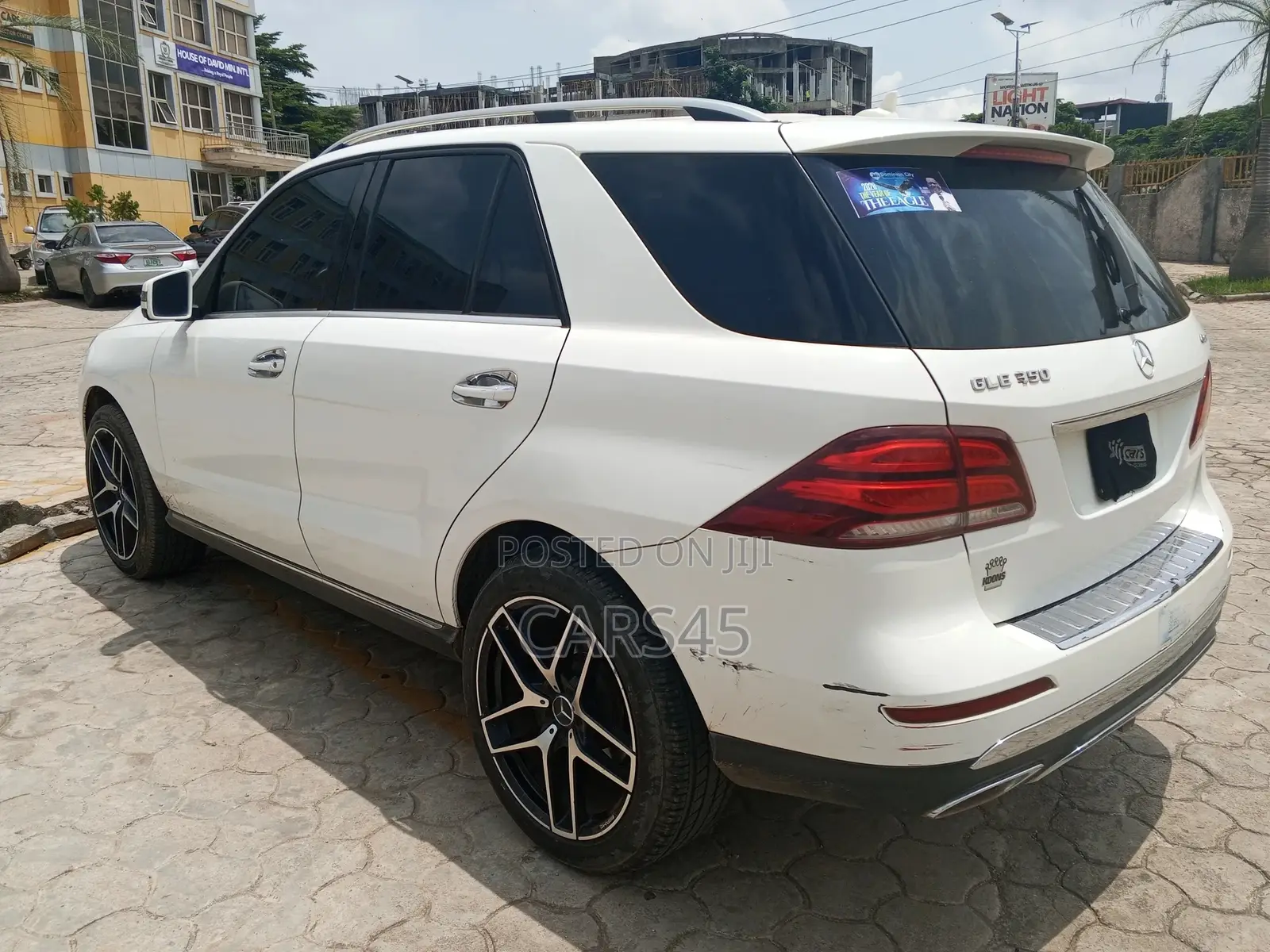 Mercedes-Benz GLE-Class 2019 White