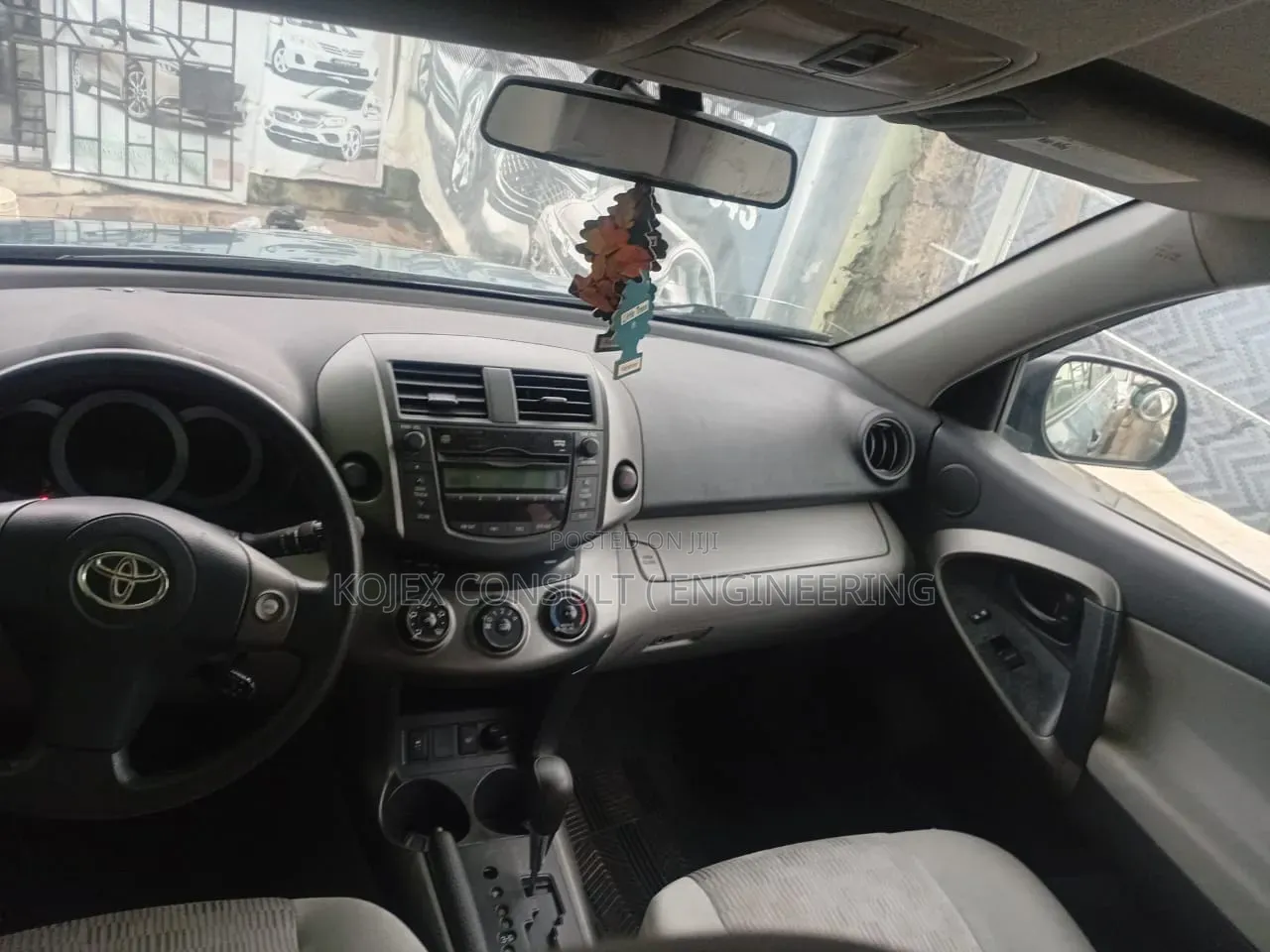 Toyota RAV4 Limited 2011 Gray