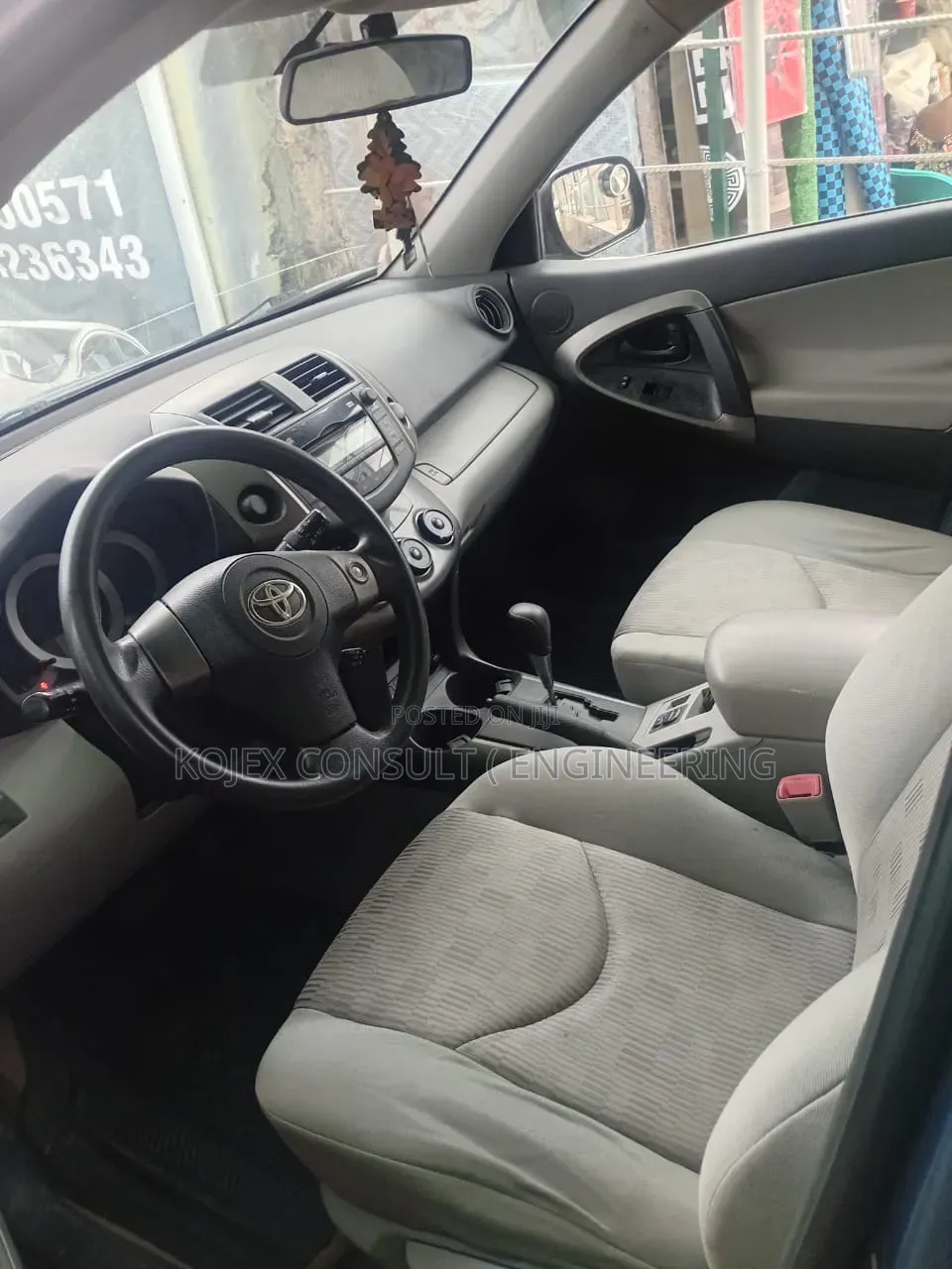 Toyota RAV4 Limited 2011 Gray