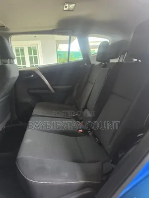 Toyota RAV4 2018 Blue