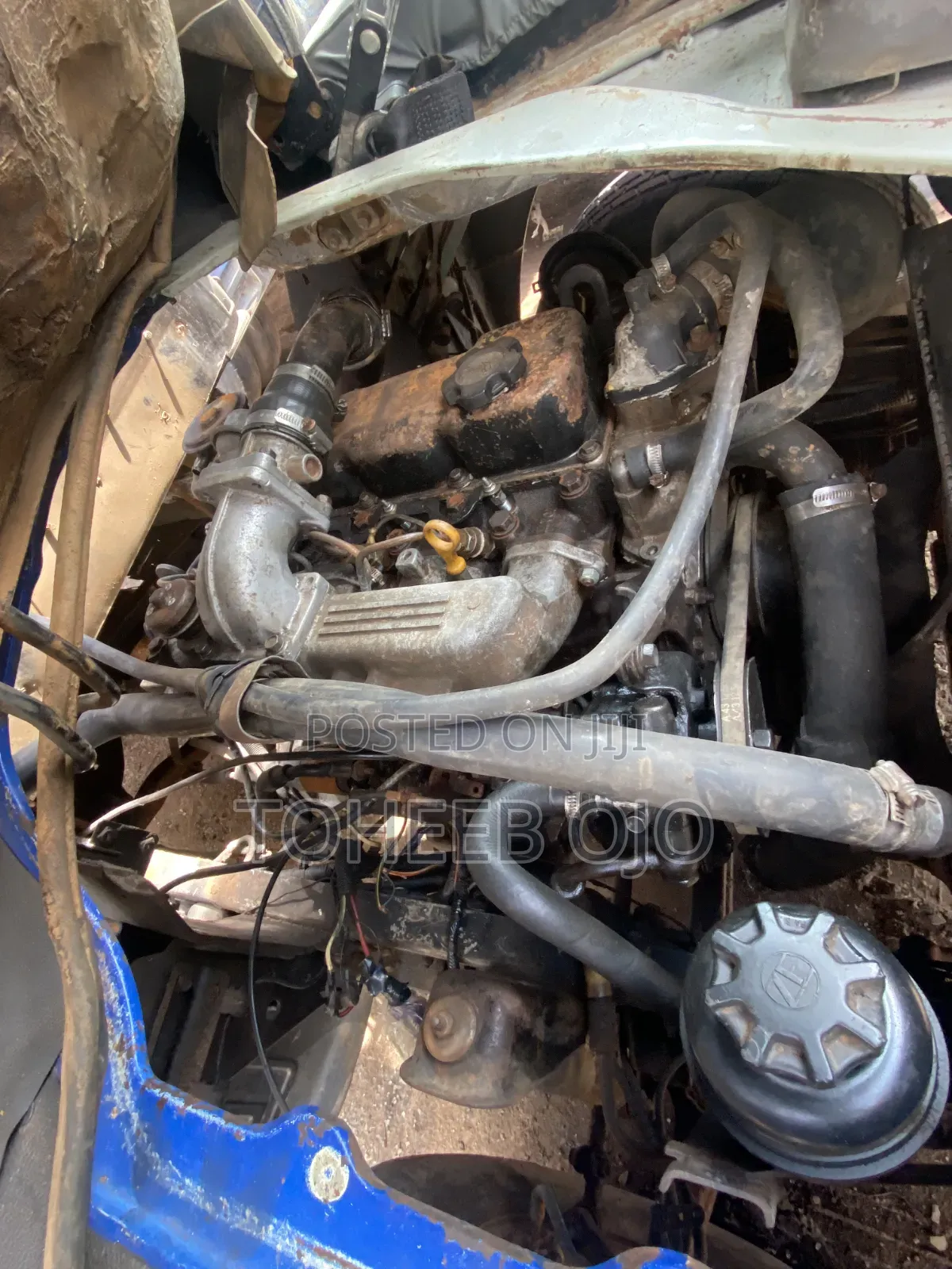 Nissan Caravan (Urvan) 1993 Blue