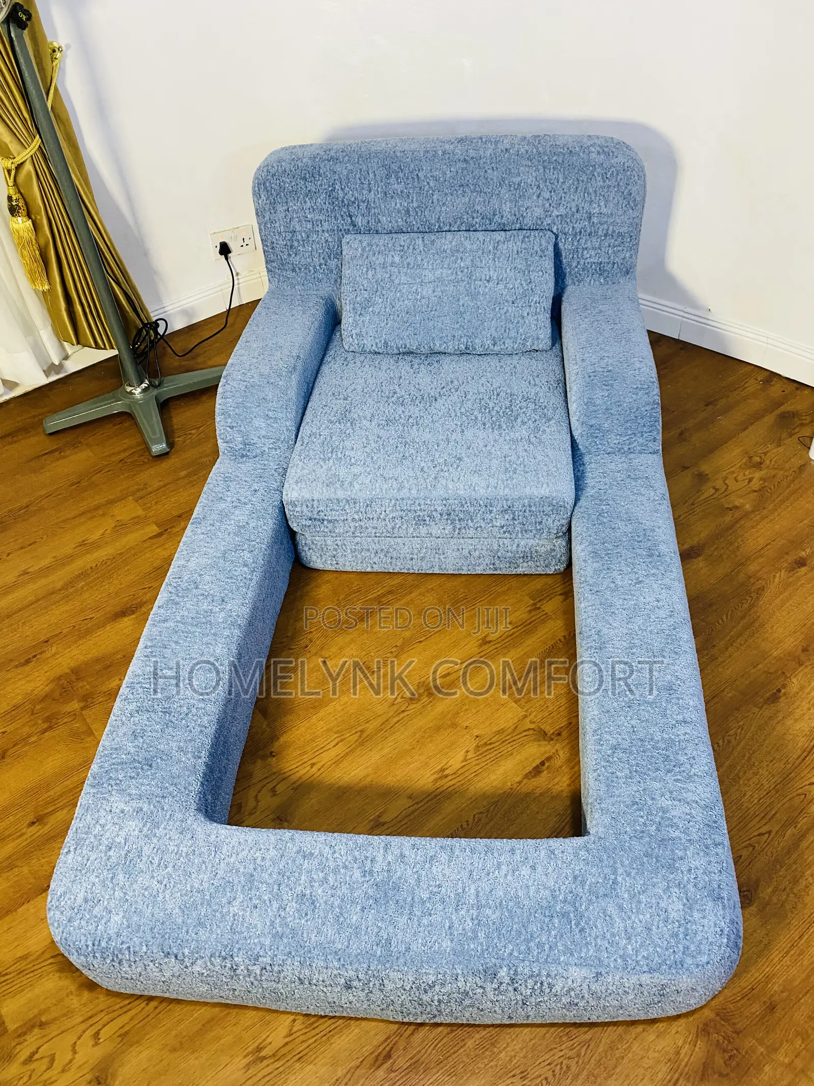 Compressed Chair