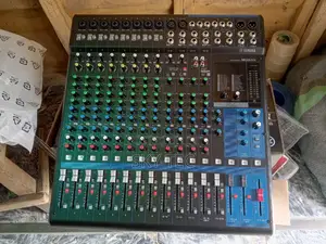 Original Professional Mg16xu Yamaha Mixer 16channels