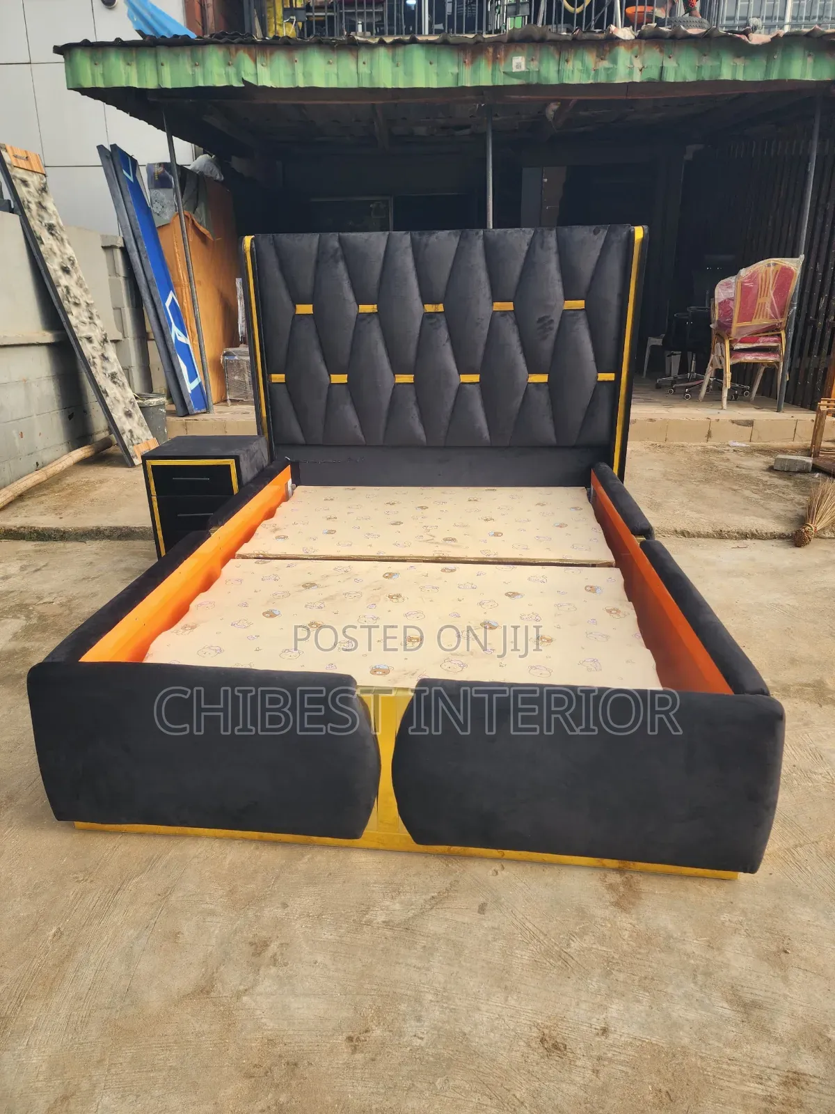 Executive Queen Size Upholstery Bed Stand