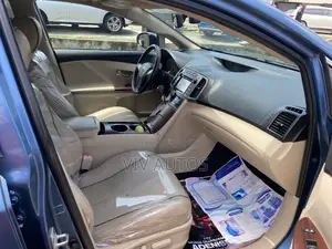 Toyota Venza AWD 2011 Blue