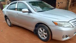 Toyota Camry LE V6 4dr Sedan (3.5L 6cyl 6AM) 2008 Silver