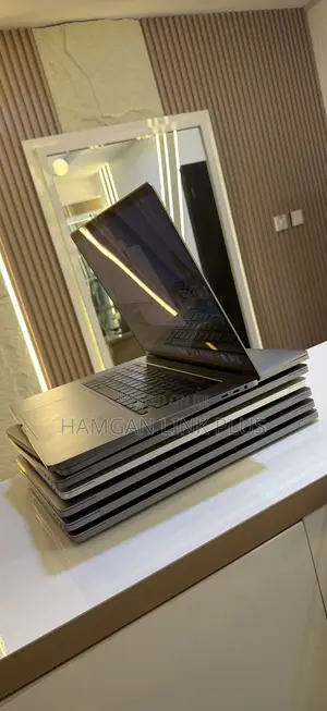 Laptop Apple MacBook Pro 2019 32GB Intel Core i9 SSD 1T