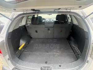 Kia Sorento LX 2012 Silver