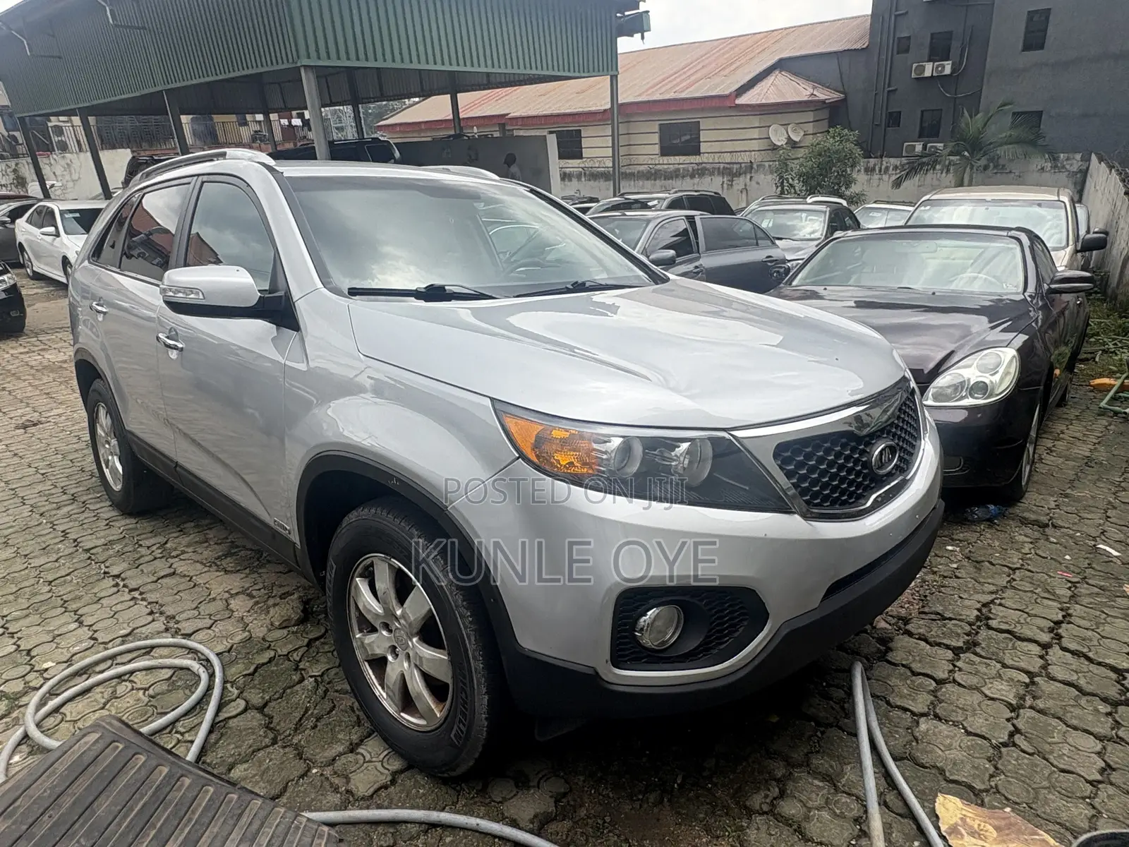 Kia Sorento LX 2012 Silver
