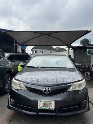 Toyota Camry 2012 Gray