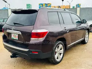 Toyota Highlander Limited 2012 Burgundy