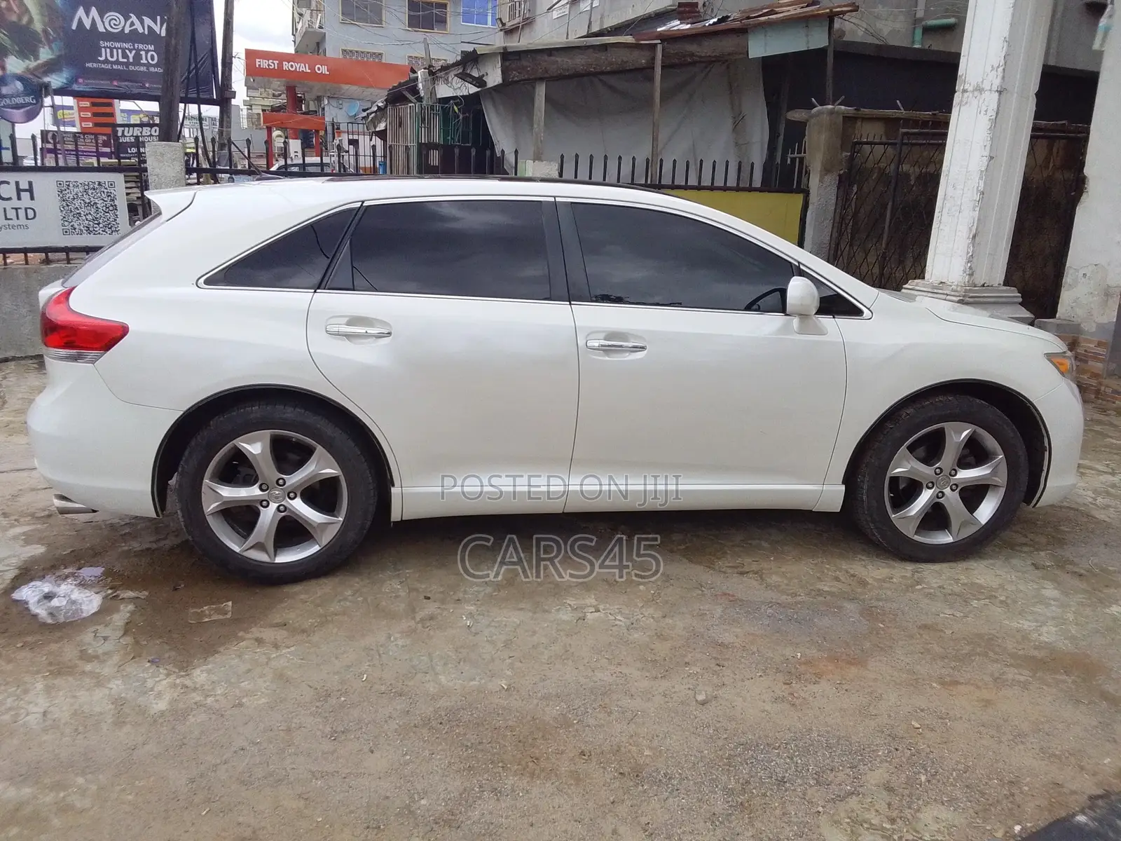Toyota Venza 2009 White