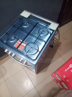 Strong Sleek 50x50 Maxi Gas Hob – 4 Burners + Auto Ignition