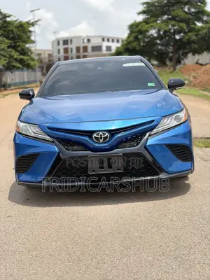 Toyota Camry XSE FWD 2020 Blue