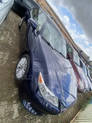 Lexus ES 2014 Blue