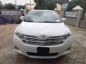 Toyota Venza 2009 White