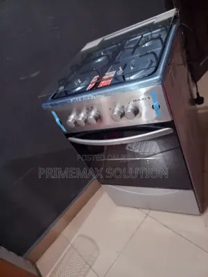Compact Yet Capable: 50x50 Maxi Stainless Steel Gas Stove