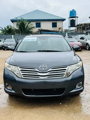 Toyota Venza LE 2010 Gray
