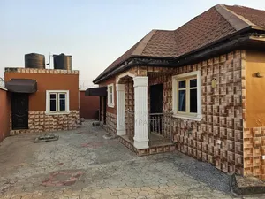 Furnished 2bdrm Bungalow in Obafemi-Owode for sale
