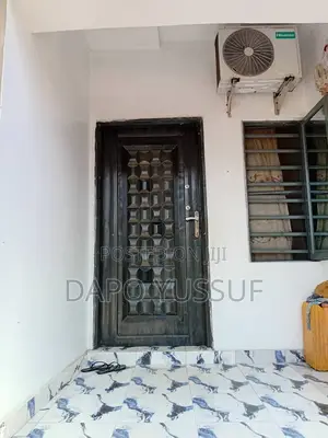 2bdrm Block of Flats in Mercyland Estte, Lakowe for rent