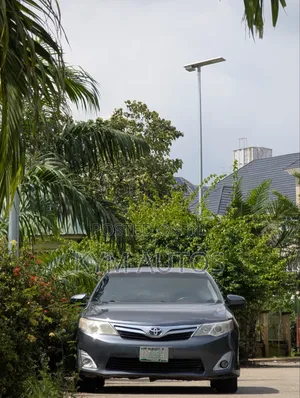 Toyota Camry 2012 Gray