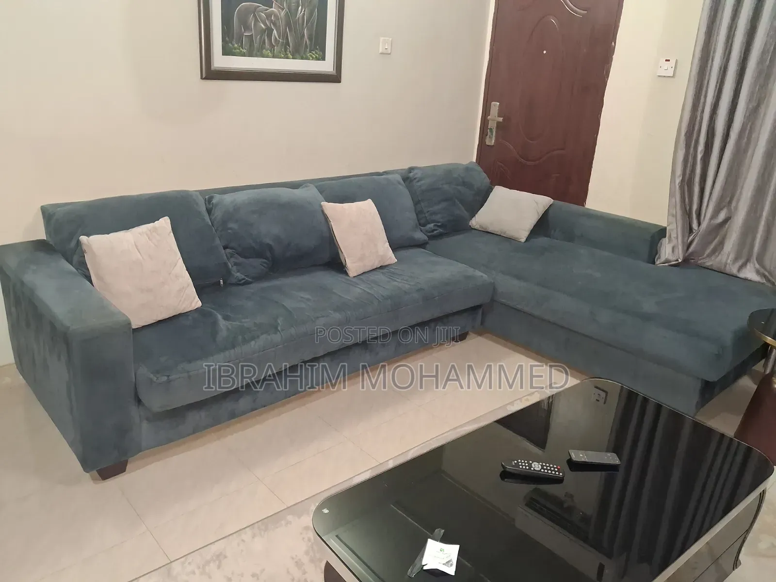 5 Seat Sofa With 2 Single Chairs