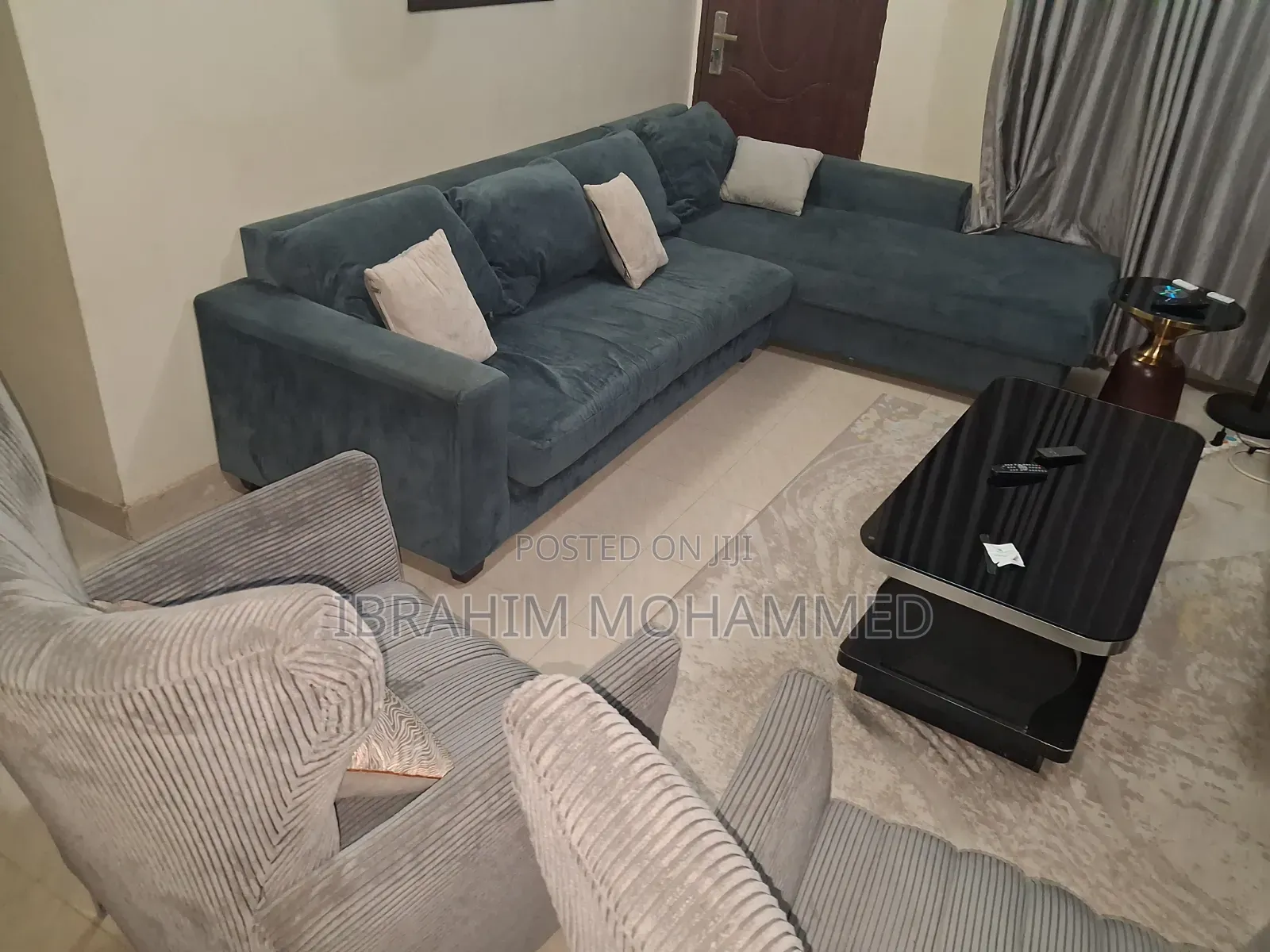 5 Seat Sofa With 2 Single Chairs