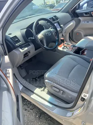 Toyota Highlander 2010 Silver
