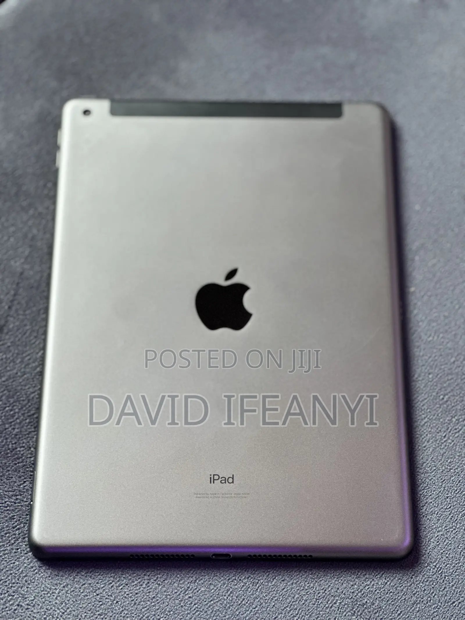 Apple iPad 9.7 128 GB Gray