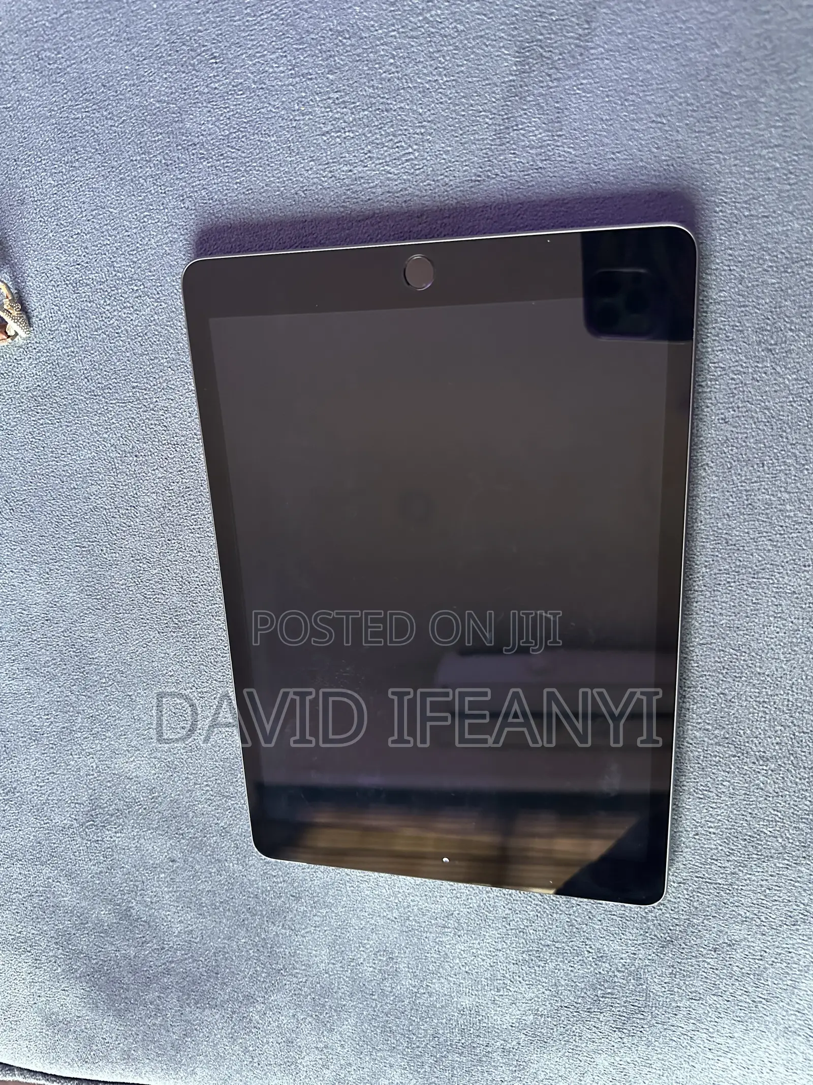 Apple iPad 9.7 128 GB Gray