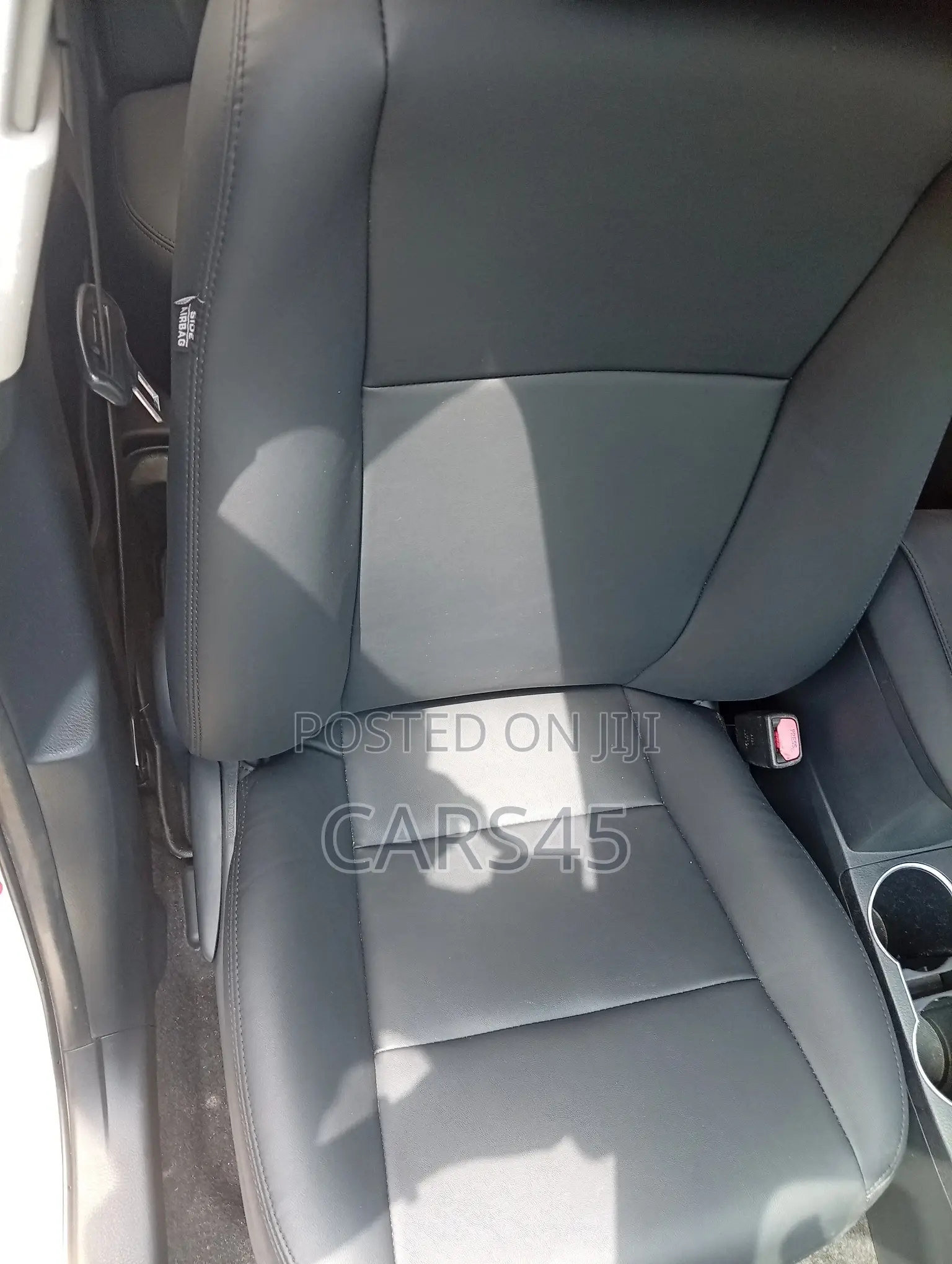Toyota Corolla 2018 White