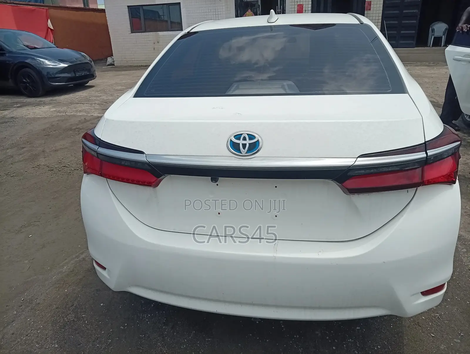 Toyota Corolla 2018 White
