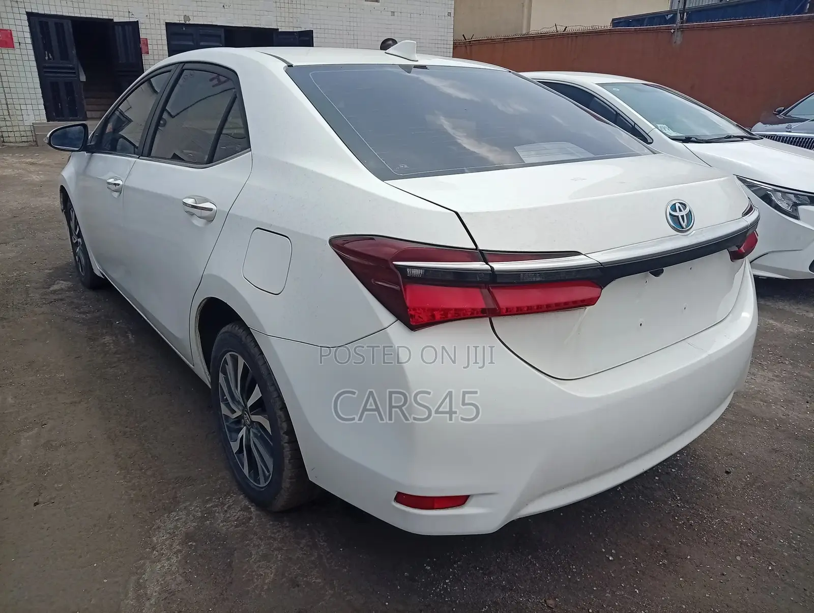 Toyota Corolla 2018 White