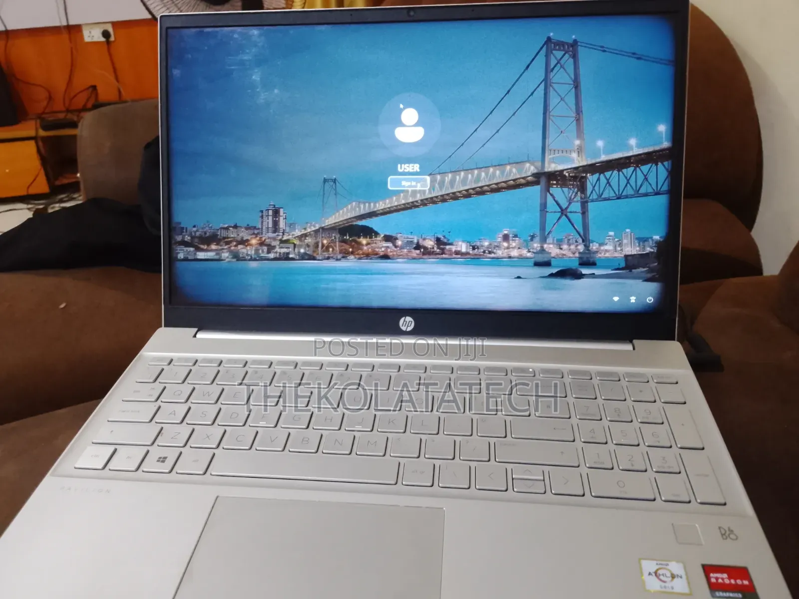 Laptop HP Pavilion TouchSmarT 15 12GB AMD SSD 256GB