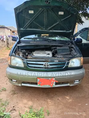 Toyota Sienna XLE 2002 Green